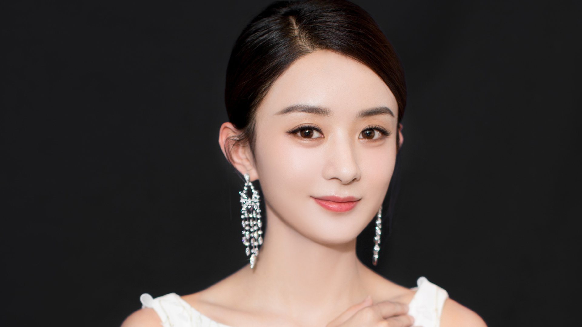 化纤白衣服发黄洗白小窍门图片（化纤白衣服发黄洗白小窍门图片视频）